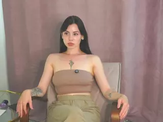 AislyBown's Live Sex Cam Show