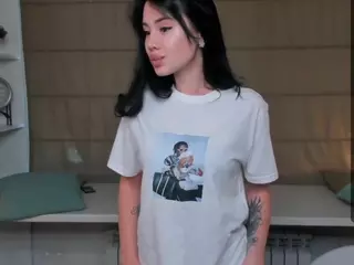 AislyBown's Live Sex Cam Show