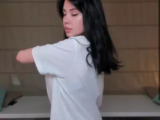 AislyBown's Live Sex Cam Show