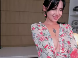 AislyBown's Live Sex Cam Show
