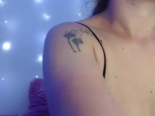 amaranta-hot-m's Live Sex Cam Show