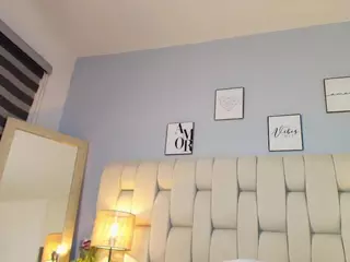 Carolinne Owenss's Live Sex Cam Show