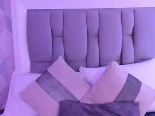 cassie66's Live Sex Cam Show