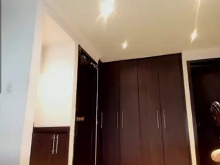 ChoeCollins's Live Sex Cam Show