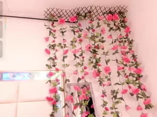 Helen-Delany's Live Sex Cam Show