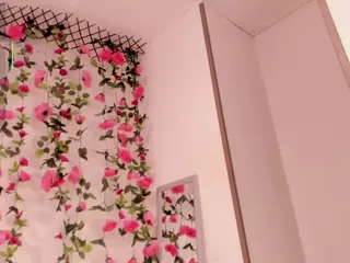 Helen-Delany's Live Sex Cam Show