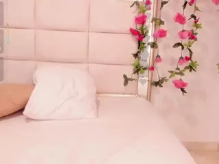 Helen-Delany's Live Sex Cam Show