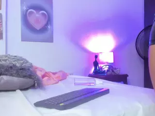 kaomy-022's Live Sex Cam Show