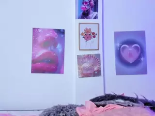 kaomy-022's Live Sex Cam Show