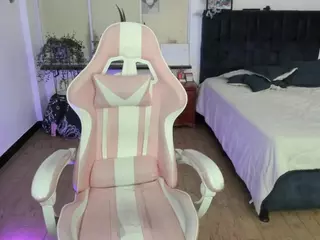 ASIAN DOLL's Live Sex Cam Show