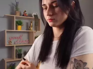 OctaviaBute's Live Sex Cam Show