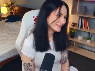 OctaviaBute's Live Sex Cam Show