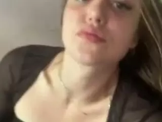 Preciousanpearly's Live Sex Cam Show