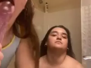 Preciousanpearly's Live Sex Cam Show