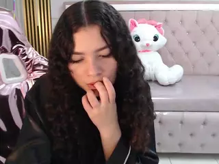 shalon-diaz-sub's Live Sex Cam Show
