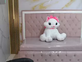 shalon-diaz-sub's Live Sex Cam Show