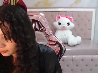 shalon-diaz-sub's Live Sex Cam Show