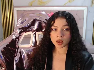 shalon-diaz-sub's Live Sex Cam Show