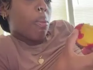 sweetestsexcthang's Live Sex Cam Show