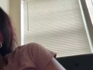 sweetestsexcthang's Live Sex Cam Show