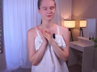 CateWatey's Live Sex Cam Show
