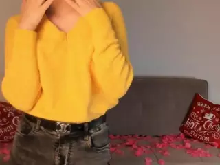 CateWatey's Live Sex Cam Show