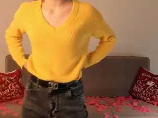 CateWatey's Live Sex Cam Show