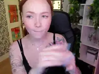 MayaLight's Live Sex Cam Show