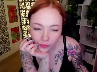 MayaLight's Live Sex Cam Show
