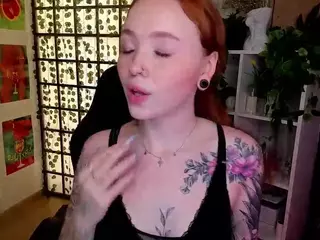 MayaLight's Live Sex Cam Show