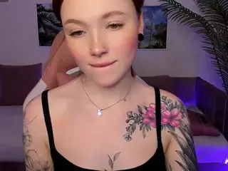 MayaLight's Live Sex Cam Show