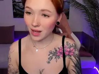 MayaLight's Live Sex Cam Show