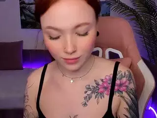 MayaLight's Live Sex Cam Show