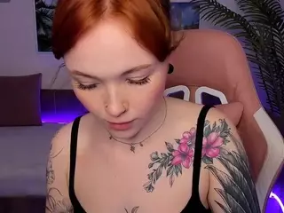 MayaLight's Live Sex Cam Show