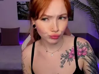 MayaLight's Live Sex Cam Show