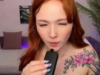 MayaLight's Live Sex Cam Show