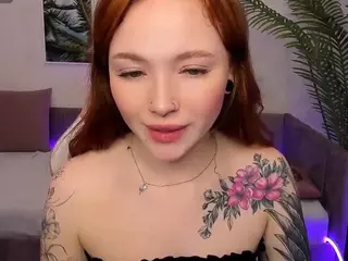 MayaLight's Live Sex Cam Show