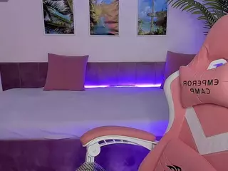 MayaLight's Live Sex Cam Show