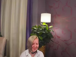 MerciaAlly's Live Sex Cam Show