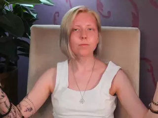 MerciaAlly's Live Sex Cam Show