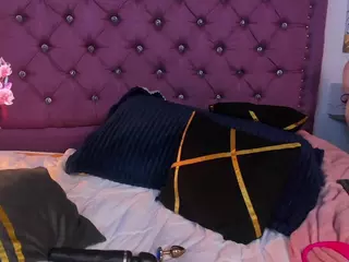 Nahomy Watson's Live Sex Cam Show