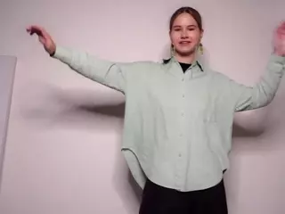 PrimroseAcuff's Live Sex Cam Show