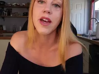 Stripmequick's Live Sex Cam Show