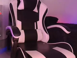 ValeriWhite's Live Sex Cam Show