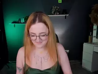 vikki-lust's Live Sex Cam Show
