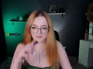 vikki-lust's Live Sex Cam Show