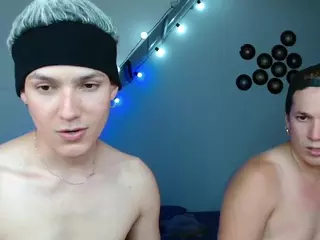AlexandAndy's Live Sex Cam Show