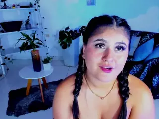 annaswift1's Live Sex Cam Show