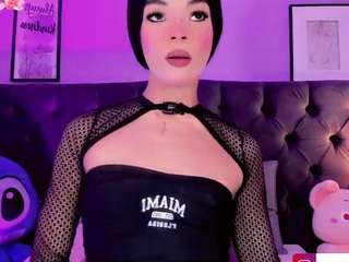 Live cam show with Daniela-Ember