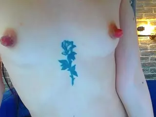 JuliaJae's Live Sex Cam Show